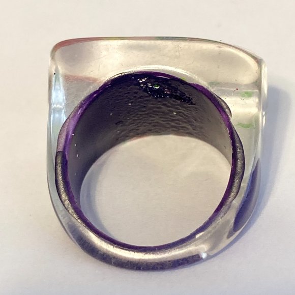 Vintage Lucite Acrylic Ring Size 6 Retro Abstract Hand Painted Pink Red White - Picture 8 of 12